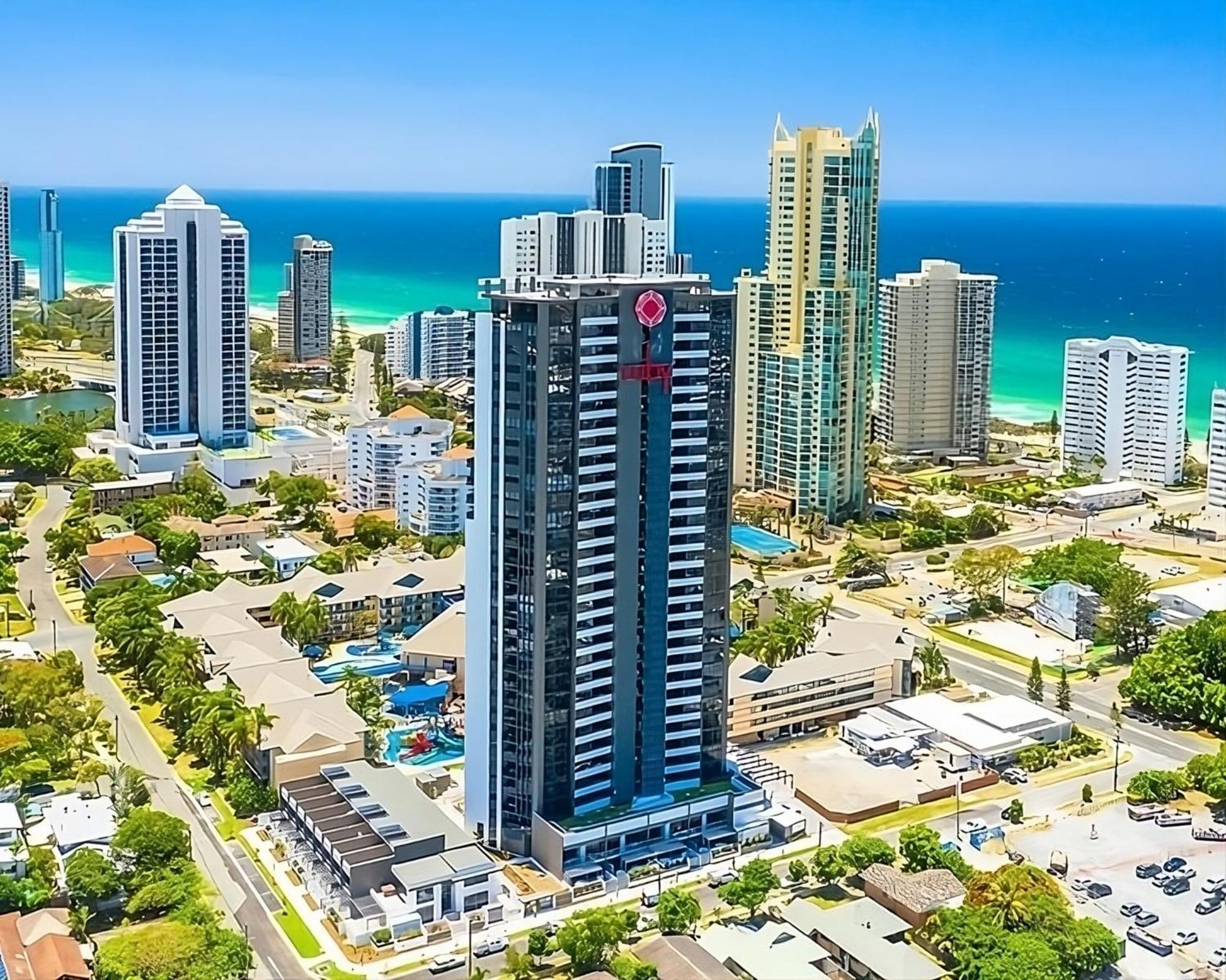 Surfers Paradise 1-bed With Stunning Views & Pool Gold Coast