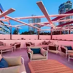 Surfers Paradise 1-Bed With Stunning Views & Pool