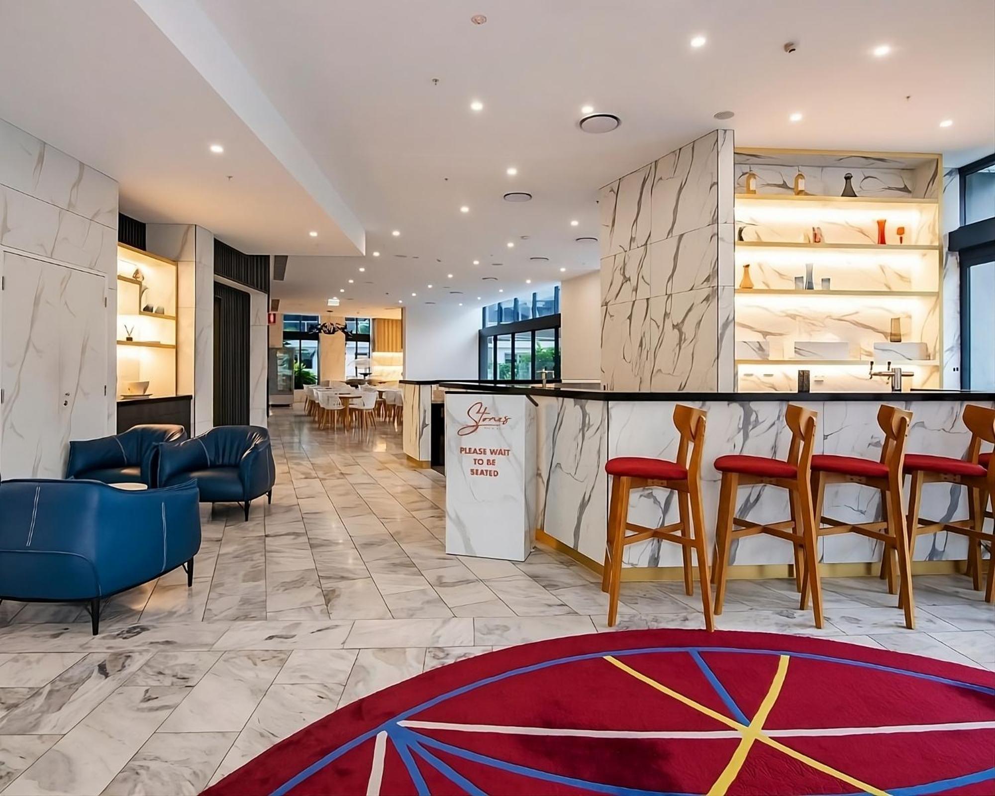 Surfers Paradise 1-bed With Stunning Views & Pool Apartment *